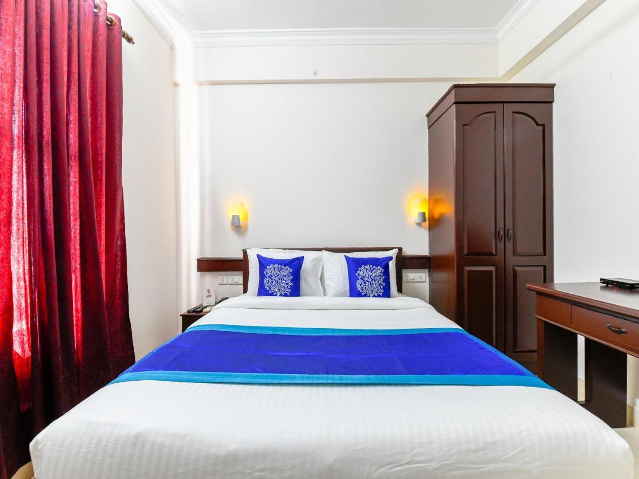 Oyo 11309 Hotel Green Land Residency Kochi Exterior photo