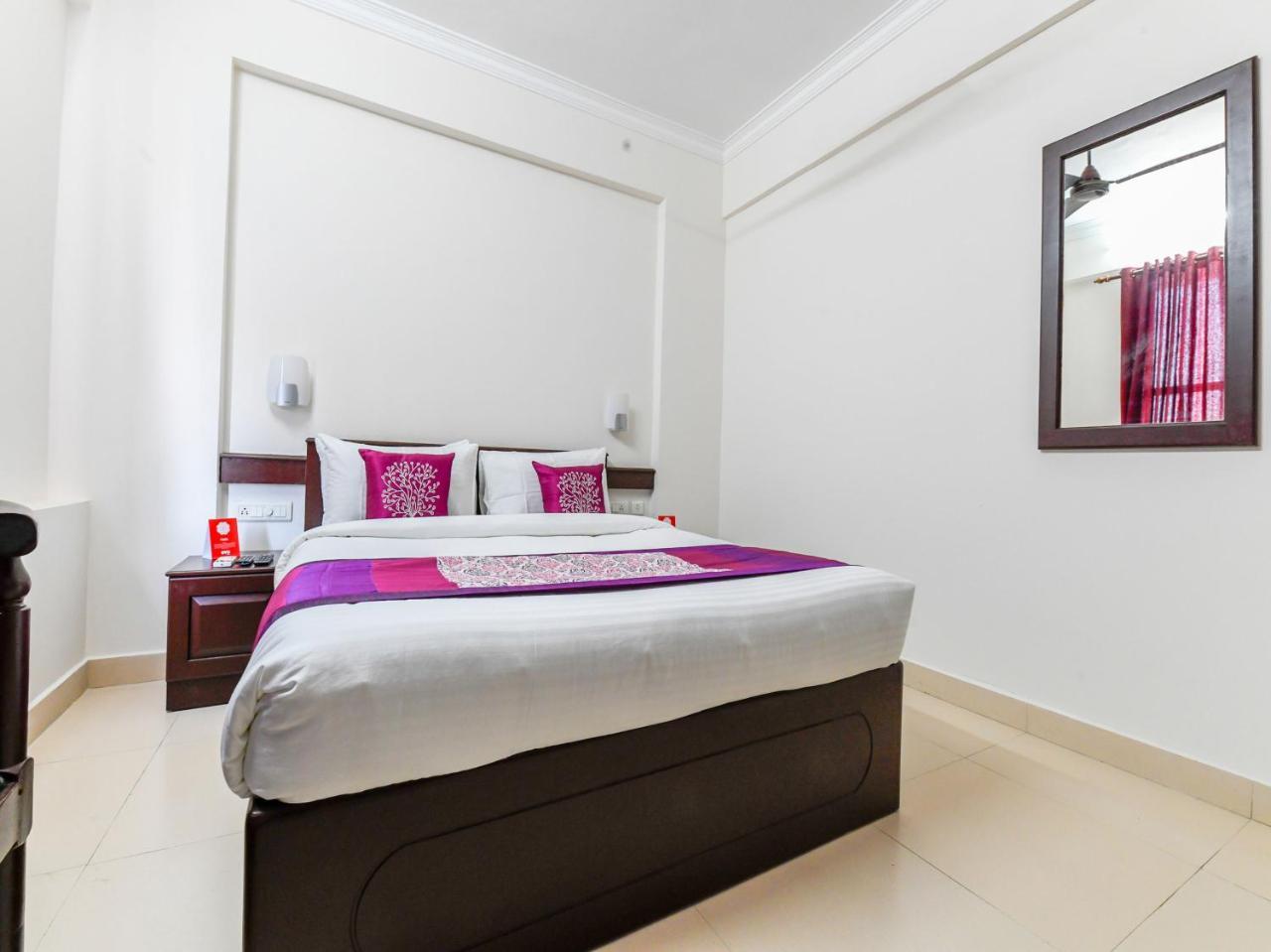 Oyo 11309 Hotel Green Land Residency Kochi Exterior photo